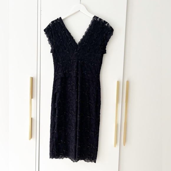 Beautiful layered Black beaded and lace dress - Picture 4 of 9